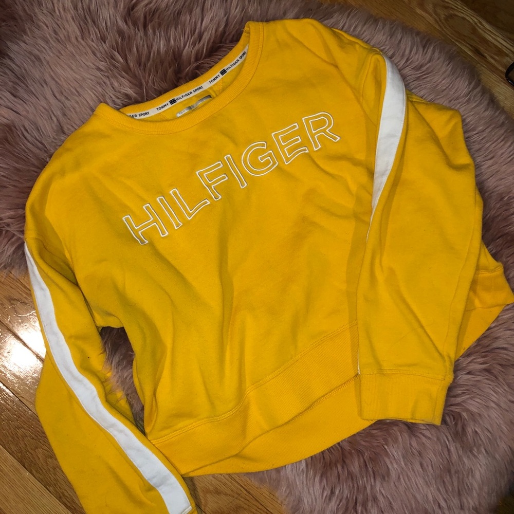 Tommy Hilfiger cropped sweatshirt